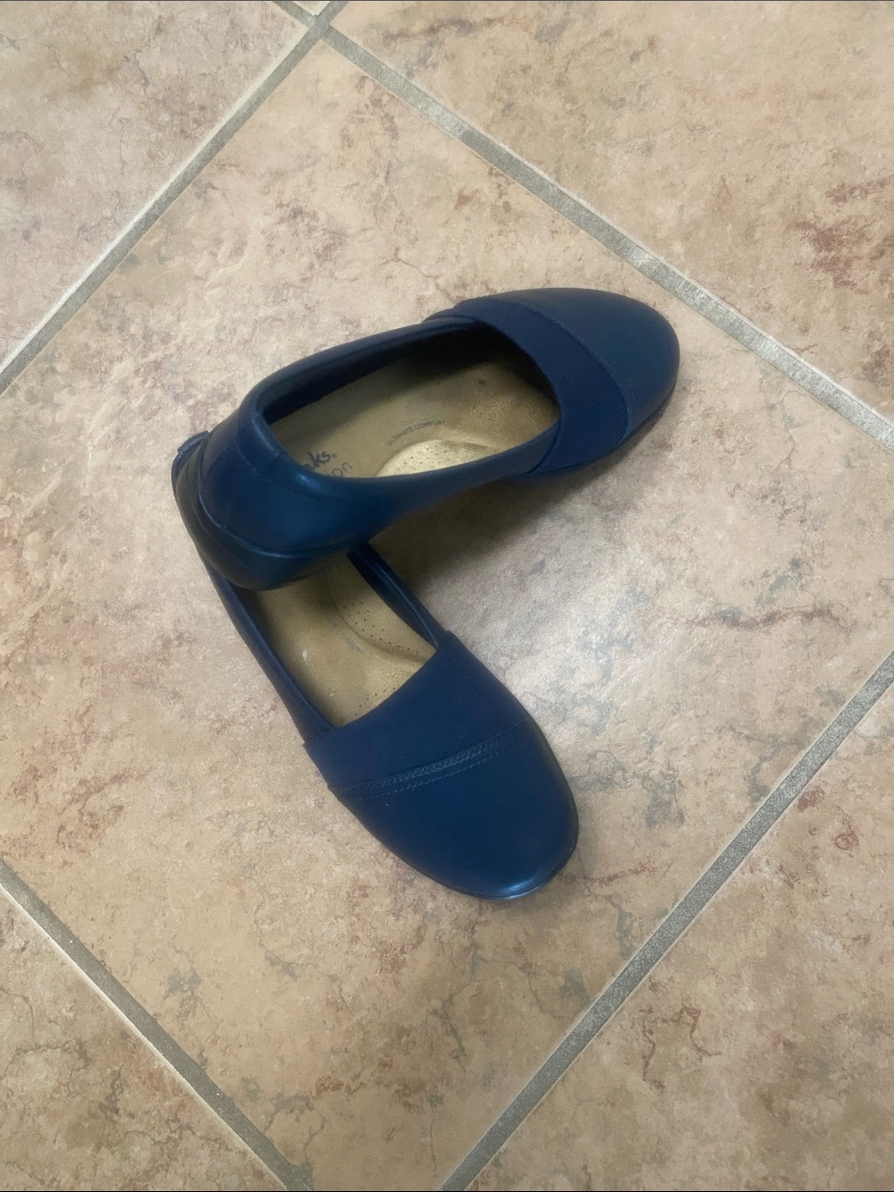 Clarks Women's Navy Slip-On Ballet Flats
